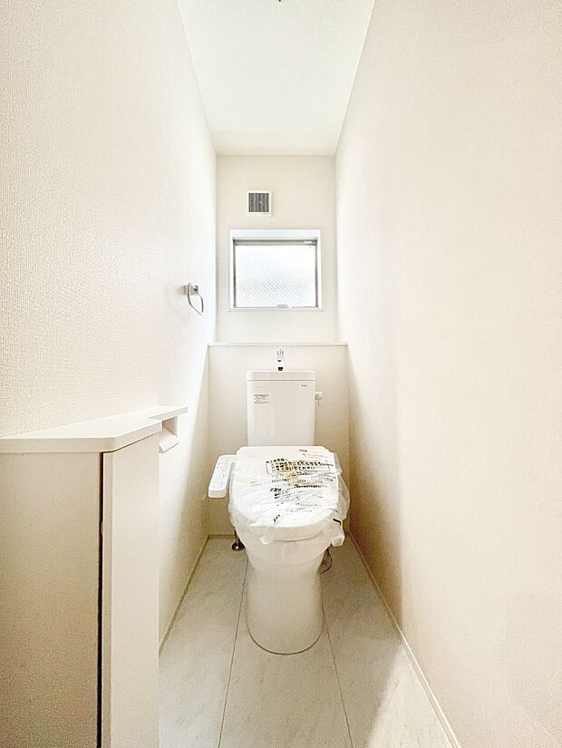 トイレは安心の2箇所!朝のバタバタも一安心です。