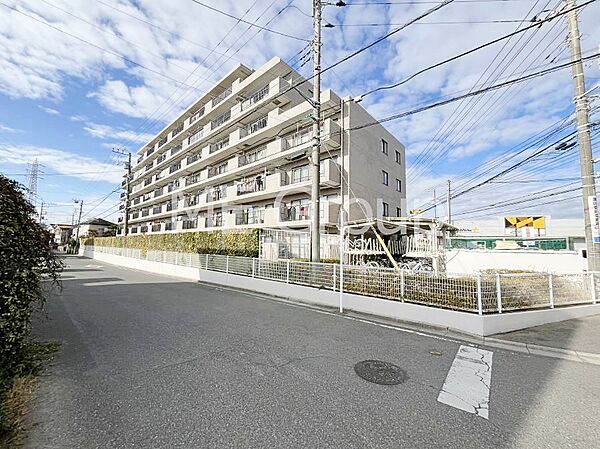 溢れる陽光でご家族の笑顔も輝く