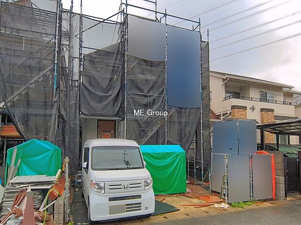 ◆2号棟◆~Exterior~ 忙しく過ぎゆく日常を置き去るほど、ゆったりした時間が流れる住環境。『快適』は「家」と「街」と「環境」が調和した時に訪れるだと改めて感じさせてくれます。