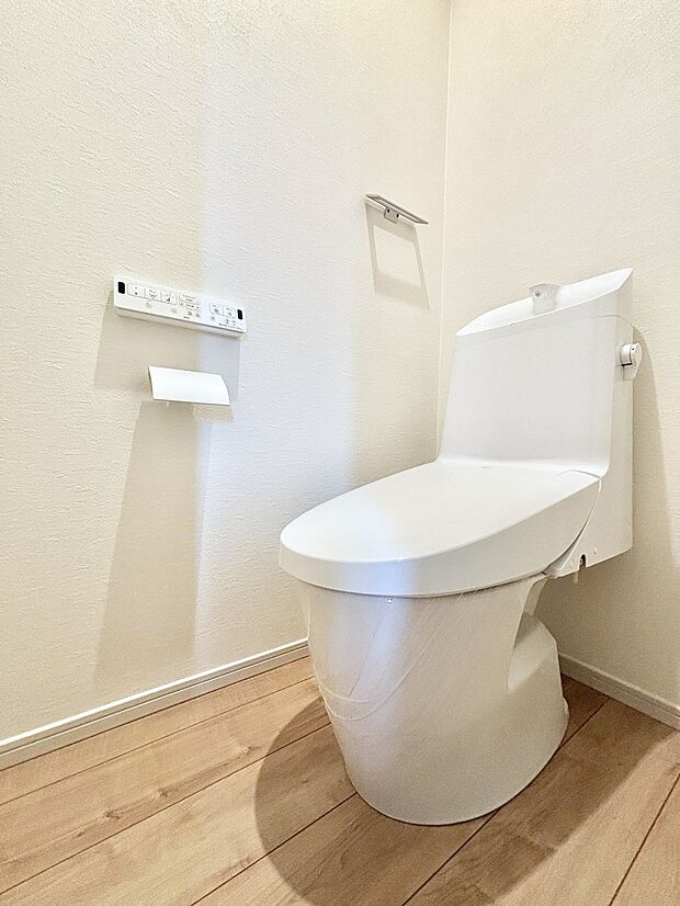 トイレは1階と2階それぞれに配置されていてとても便利です。