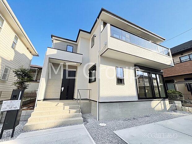 洗練された外観、上質な住空間が広がる室内は永く安心して過ごせる住居です。