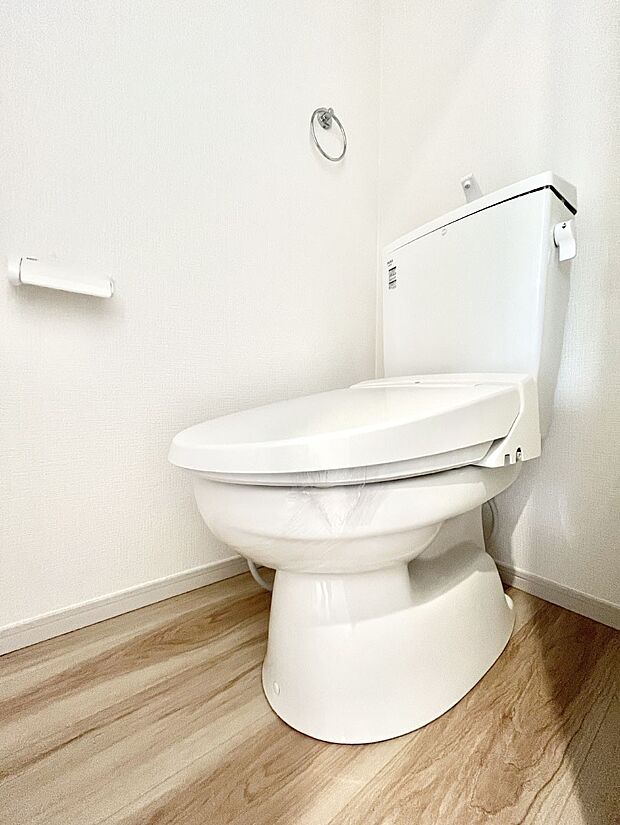 トイレは1階と2階それぞれに配置されていてとても便利です。