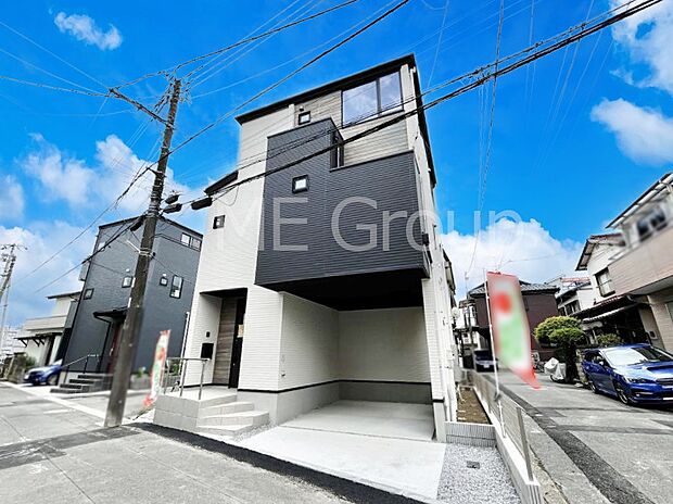 溢れる陽光でご家族の笑顔も輝く