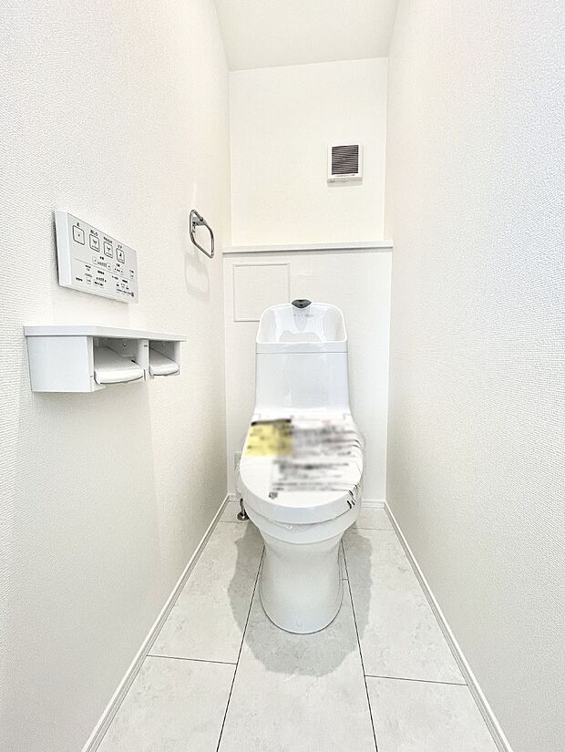 トイレは1階と2階それぞれに配置されていてとても便利です。