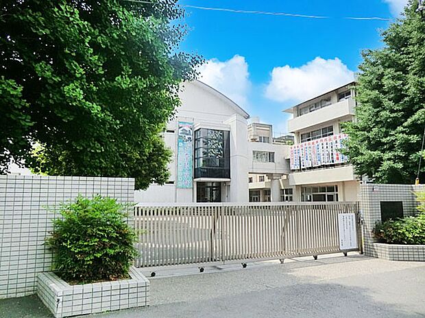 中学校 450m 松戸市立第四中学校