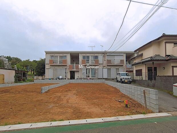 ◆2号棟◆~Exterior~ 四季を通じて自然と触れ合えるスポットが多く、お散歩やジョギング、週末のご家族での遊びに最適です。開放感とゆとりに包まれた理想の住まいがここにあります。