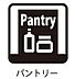 設備：買いだめした飲料などの保管にも大変便利な収納です。