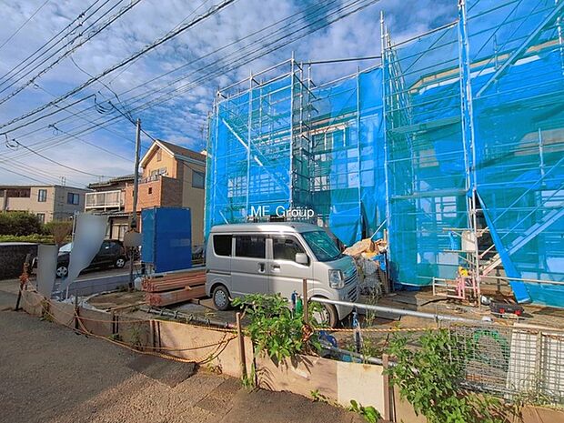 ◆A号棟◆~Exterior~ 閑静な住宅地は、伸び伸びスローライフを叶えてくれます。自然豊富な季節の移ろいを身近に感じられる環境で子育てすれば、お子様もきっと素直に成長してくれるはずです!