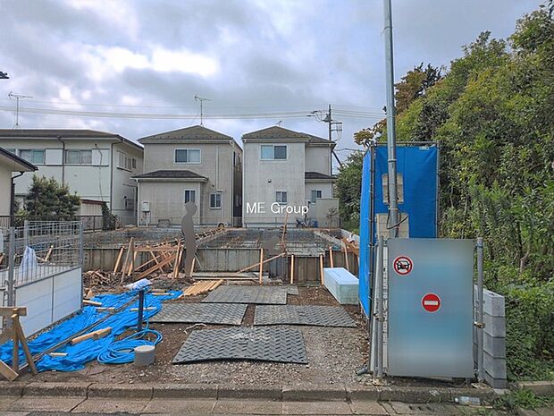 ◆1号棟◆~Exterior~ 周辺には学校や買物施設もあり生活、子育てに適した環境が広がっています!「永住地」として、物件のご見学だけではなく、周辺の環境や通学できる学校についてもご相談ください!