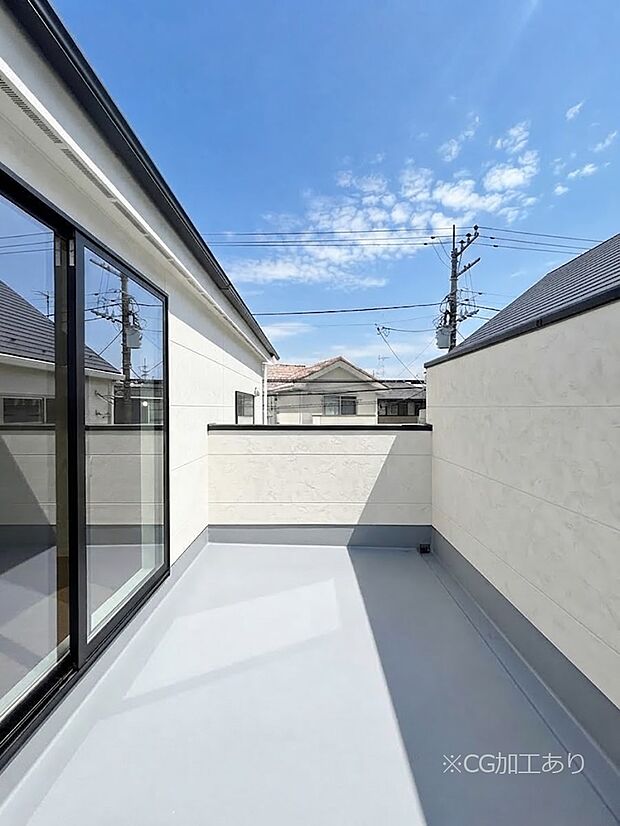 ~Balcony~ バルコニーは温かい陽がさしこみ、お布団や洗濯物を気持ちよく干すことができます。 使いやすく開放的なバルコニーです♪陽ざしがたっぷり降り注ぐ、バルコニー付き住まい。