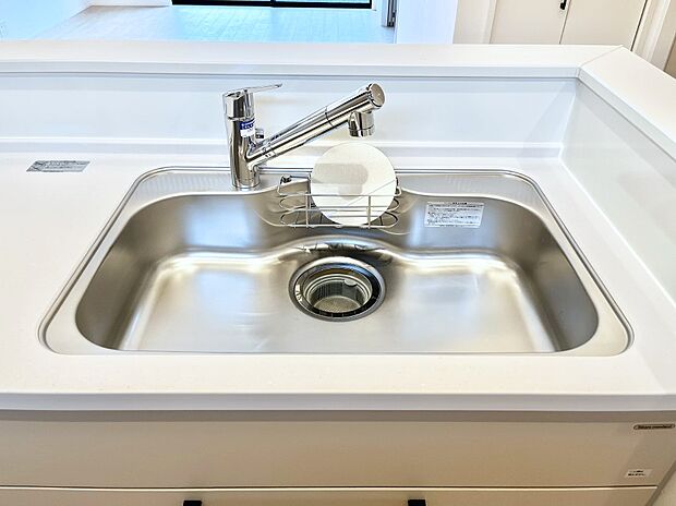 ◆4号棟◆いつでも清潔なおいしいお水を。一つの水栓で水道水と浄水を使い分け。