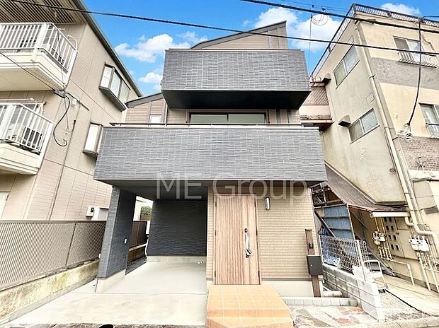 ~Exterior~ 周辺には学校や買物施設もあり生活、子育てに適した環境が広がっています!「永住地」として、物件のご見学だけではなく、周辺の環境や通学できる学校についてもご相談ください!