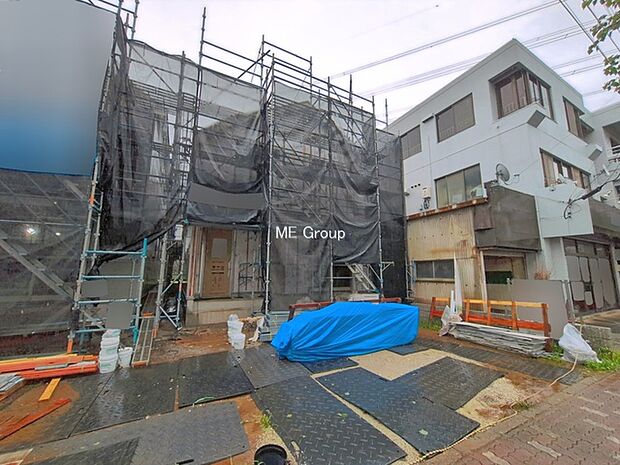 ◆B号棟◆～Exterior～　四季を通じて自然と触れ合えるスポットが周辺には盛りだくさん！お散歩やジョギング、週末のご家族での遊びに最適です。緑の潤いを感じながらホッと生活できそう。