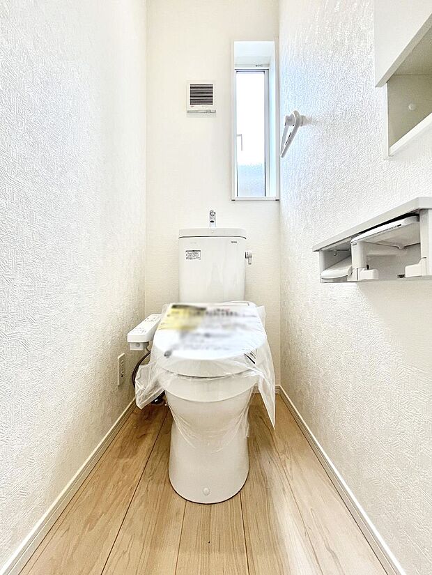 トイレは1階と2階それぞれに配置されていてとても便利です。 