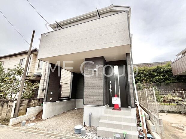 ~Exterior~ 単に見た目や質感の良さだけではなく、建物の基礎や構造といった、目には見えにくい部分にもこだわります。住まいの本質の部分から、住み心地や安全性を見つめ直しました。