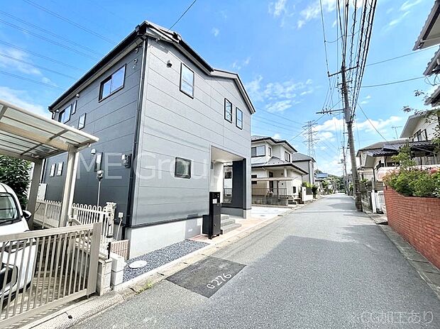 前面道路はきちんと整備されています