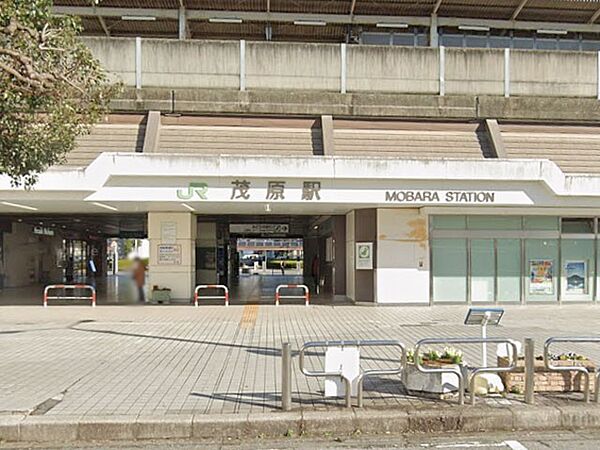 駅 1760m ＪＲ外房線茂原駅