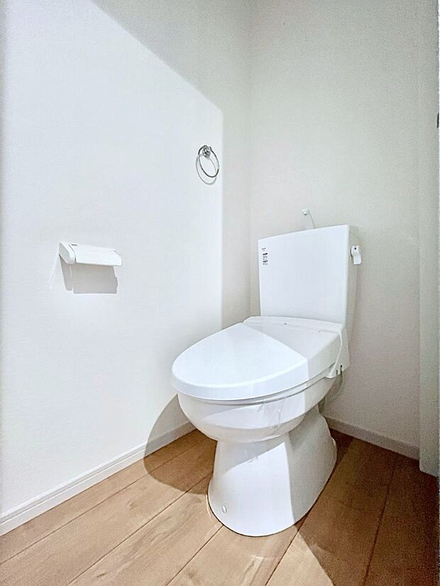 トイレは1階と2階それぞれに配置されていてとても便利です。