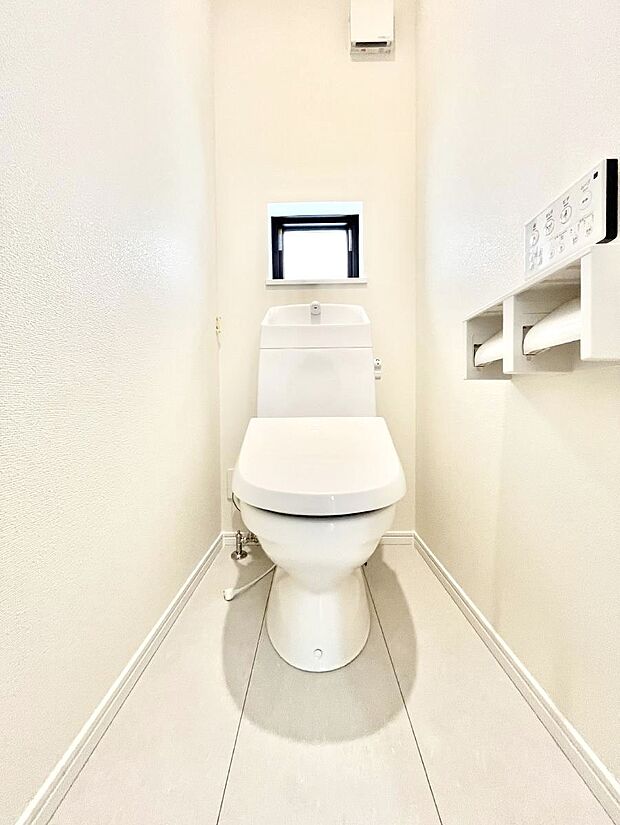 トイレは1階と2階それぞれに配置されていてとても便利です。 
