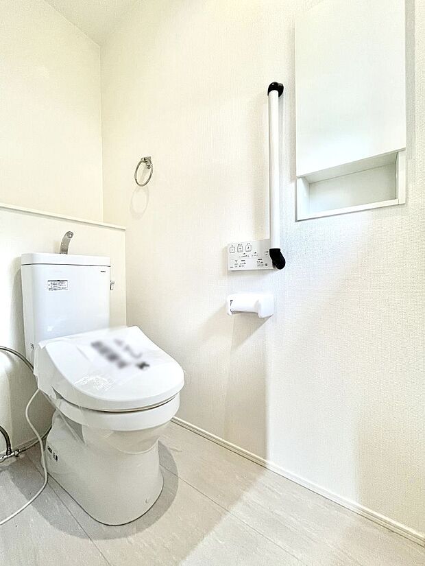 トイレは1階と2階それぞれに配置されていてとても便利です。