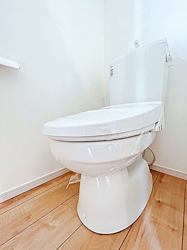 ■2号棟■　清潔感のある水回り♪トイレはウォシュレット付きです◎    