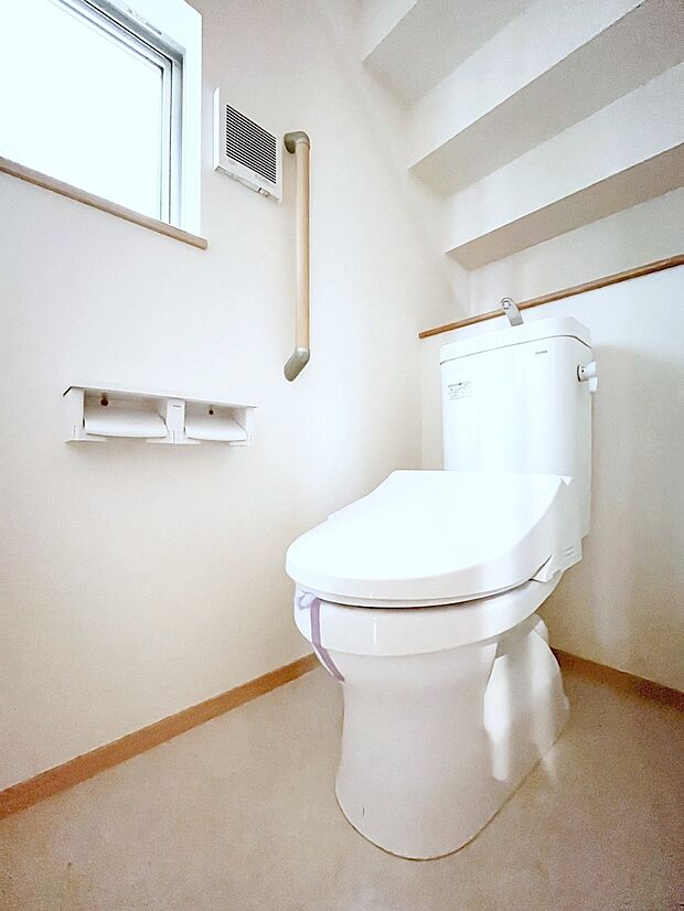 ■1号棟■　清潔感のある水回り♪トイレはウォシュレット付きです◎    