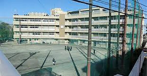 横浜市立軽井沢中学校