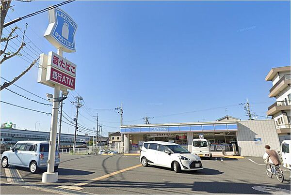 画像29:【コンビニエンスストア】ローソン 東大阪若江北町三丁目店まで390ｍ