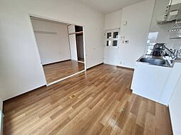 リベラルパレス城東　B棟 2階3LDKのリビング/ダイニング