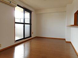 エストレーノｋｏｅｉ 101 1階2LDKのリビング/ダイニング