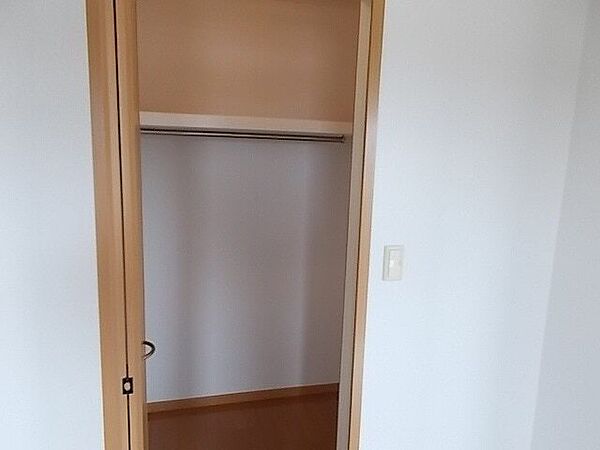 apartment 茨城県潮来市日の出８丁目14番地10
日の出の賃貸情報を見る
物件地図