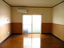 メゾン国際 A101 1階1Kのリビング/ダイニング