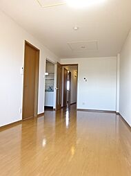 フォンテーヌ・パレスＢ 203 2階2LDKのリビング/ダイニング