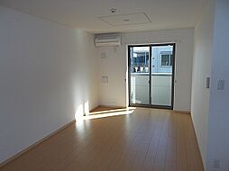 メゾンブリーズIV 103 1階1LDKのリビング/ダイニング