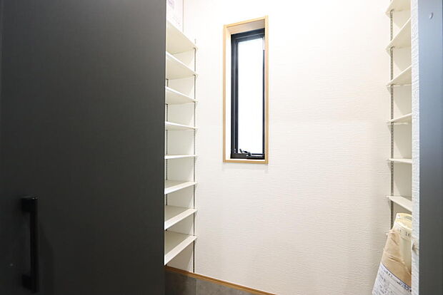 シューズクローク