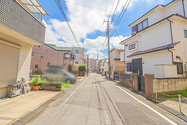 【都市ガス、本下水利用可】南側公道6mにはインフラ設備済ですが、本土地に接続する費用は買主の負担となります♪