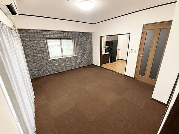 ※空室をイメージしCG加工したものです。画像は実際の室内写真と間取り図から再現した「室内イメージ」で実際とは多少異なります。