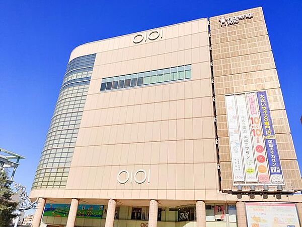 北千住マルイ 徒歩17分。 1360m
