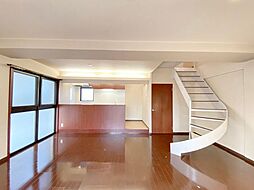 エストフルーヴ 501 5階1SLDKのリビング/ダイニング