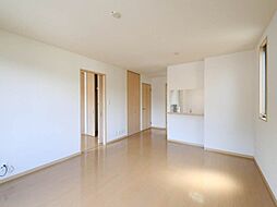 JR可部線 河戸帆待川駅 徒歩34分の賃貸アパート 1階1LDKのリビング/ダイニング