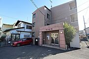 楽々園駅より徒歩8分 1階 築28年の賃貸物件