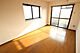 リビング...