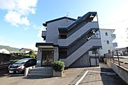 伴中央駅より徒歩8分 3階 築28年の賃貸物件