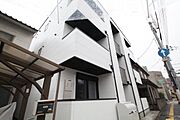 草津南駅より徒歩5分 1階 築1年の賃貸物件