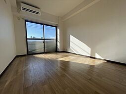 JR山陽本線 天神川駅 徒歩12分の賃貸マンション 4階1Kのリビング/ダイニング