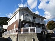 上八木駅より徒歩10分 1階 築23年の賃貸物件