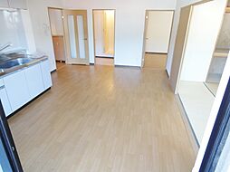 JR可部線 下祇園駅 徒歩10分の賃貸マンション 4階3LDKのリビング/ダイニング