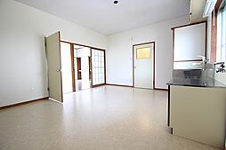 JR山陽本線 五日市駅 4.8kmの賃貸アパート 1階2LDKのリビング/ダイニング