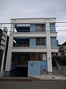 草津駅より徒歩13分 3階 築40年3ヶ月の賃貸物件