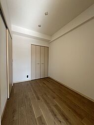 JR山陽本線 天神川駅 徒歩19分の賃貸マンション 4階1LDKのリビング/ダイニング